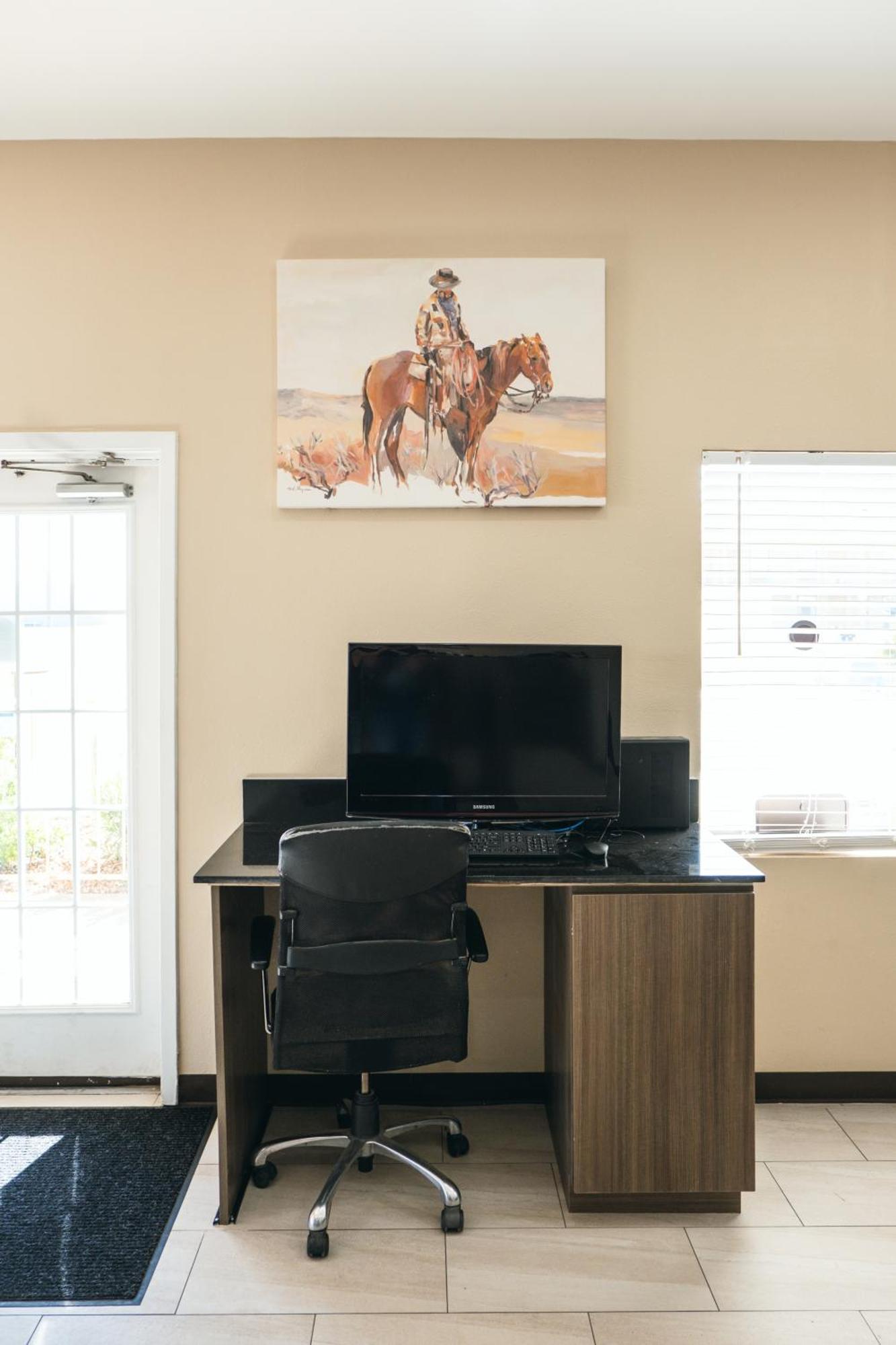 Hotel Baymont By Wyndham Stockton 3*