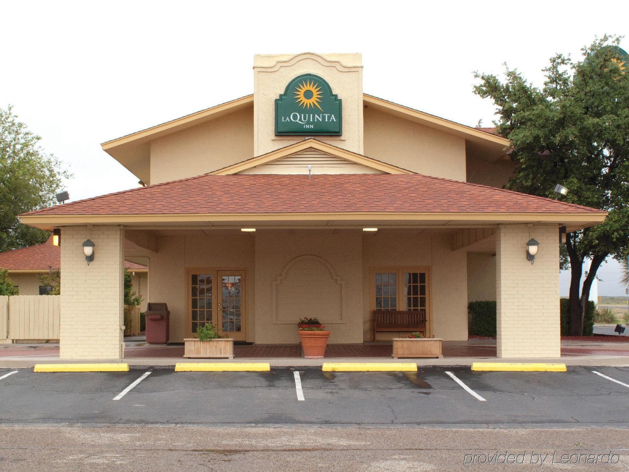 Baymont By Wyndham Stockton Hotel 3*